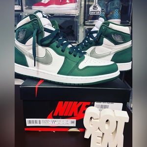 Gorge Green Retro 1s Size 11 DEADSTOCK (EARLYPAIR)